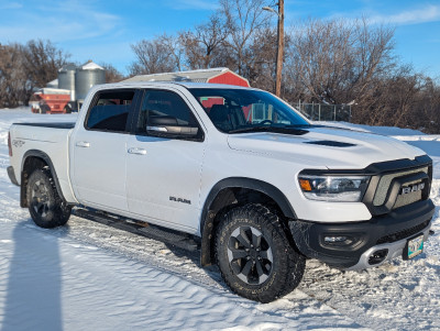 2022 Ram 1500 Rebel/GT pack/Ram Box private sale, Extended warr