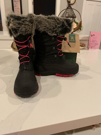 Kamik waterproof girls snow boot 