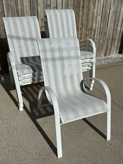 8 Chaises de patio Comme neuf - haut qualité, séchage rapide, résistant aux UV et à la décoloration,...