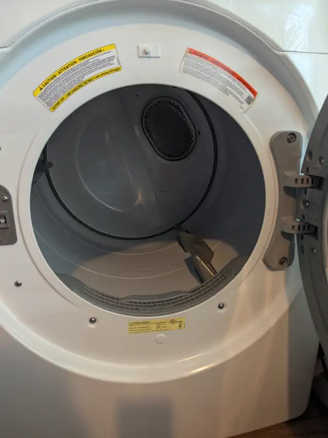 Samsung Dryer - like new barely used in Washers & Dryers in Sarnia - Image 5
