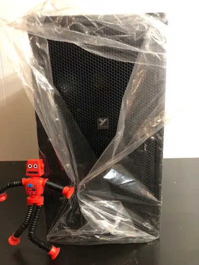 Yorkville Coliseum Series C190 + Stands, View more