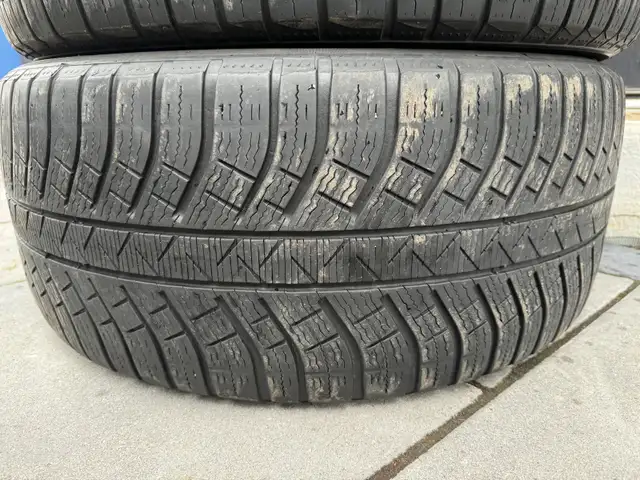 Michelin Pilot Alpin 5 SUV 20" Winter Tires in Tires & Rims in Guelph - Image 3