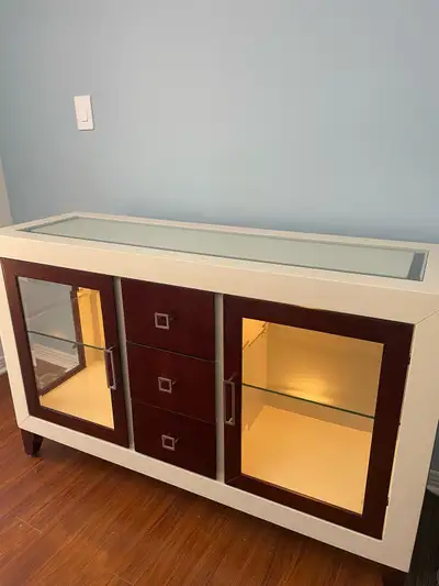 Cabinet/display buffet, View more
