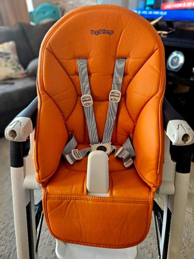 High Chair- Perego "Siesta" in Feeding & High Chairs in City of Toronto - Image 4
