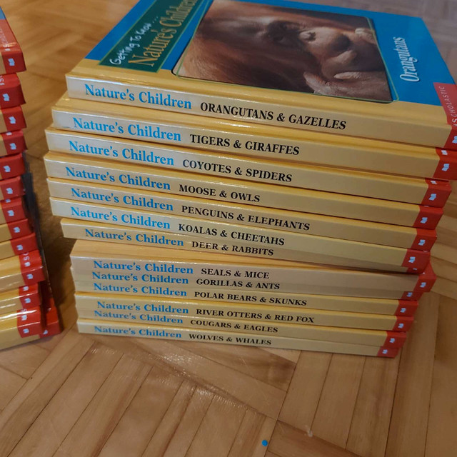 Animal Lovers - Scholastic 26 Hardcover Books (52 Animals) dans Livres jeunesse et ados  à Ville de Montréal - Image 3