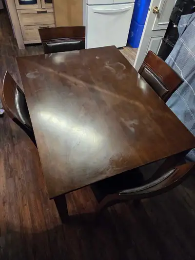 Table de cuisine en bois avec chaise, View more