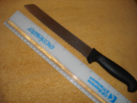 Grohmann Pictou, Nova Scotia serrated bread knife