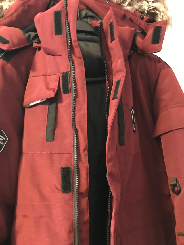 MANTEAU HIVER   GENRE KANUK  NEUF VENTE RAPIDE 100.00 dans Autre  à Trois-Rivières
