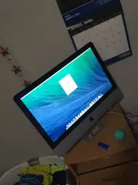 Late 2013 iMac 21.5 inches 
