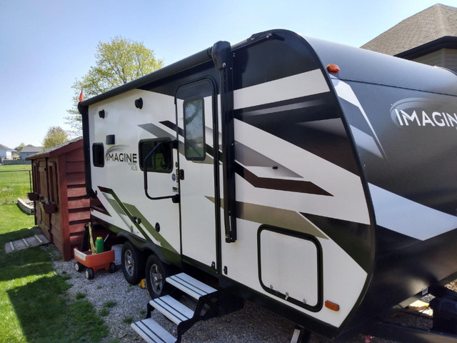 2022 Grand Design 17MKE in Travel Trailers & Campers in London