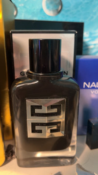 Givenchy Gentleman society eau de parfum cologne (100ml)