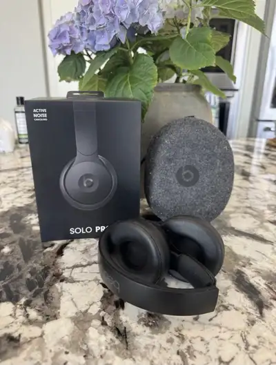 Beats Solo Pro, View more