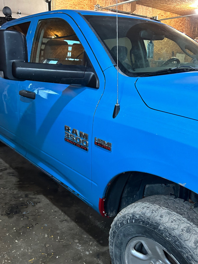 Dodge 3500 Tradesman in Cars & Trucks in Winnipeg - Image 2