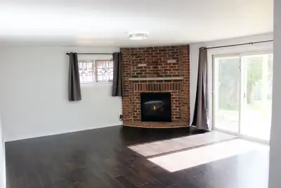 2 bedroom basement apartment for rent - Barker St, Picton. Booking viewings for Saturday June 13th....