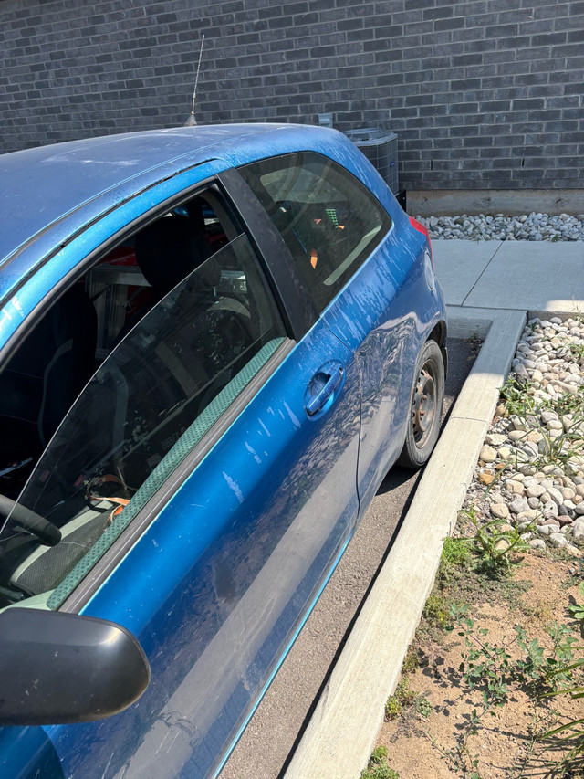 For Sale – Toyota Yaris (Blue) – $1400 (As-Is) STILL RUNS in Cars & Trucks in Hamilton - Image 2