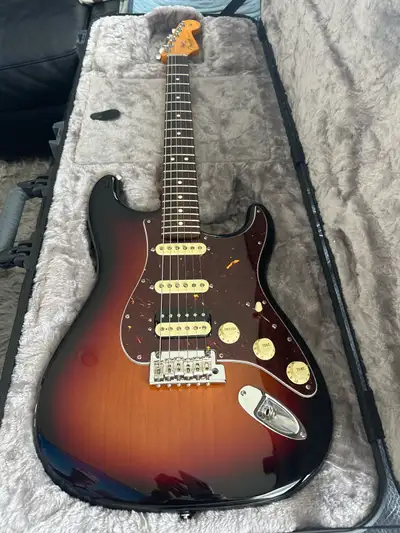 Fender American Professional II Stratocaster HSS, View more