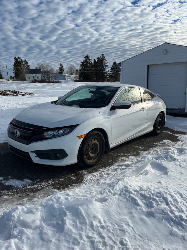 2017 Honda Civic LX Coupe in Cars & Trucks in Fredericton