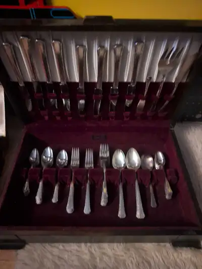 Silverware box sets, View more