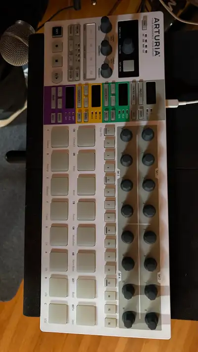 Arturia Beatstep Pro, View more