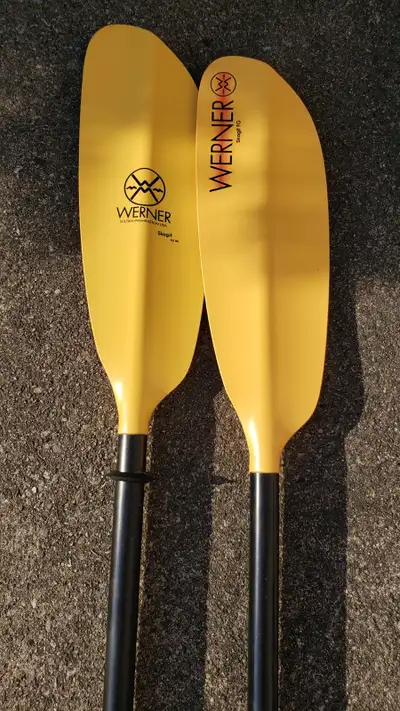 Carbon shaft kayak paddles - Werner Skagit FG, View more