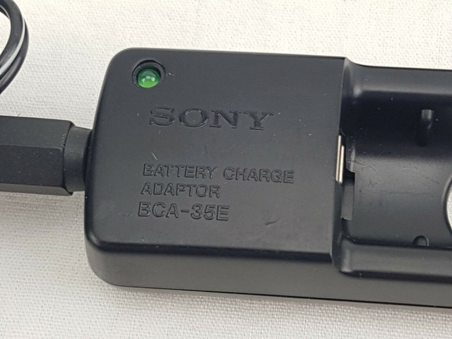 Sony - Battery Adapter in Cameras & Camcorders in Burnaby/New Westminster - Image 2