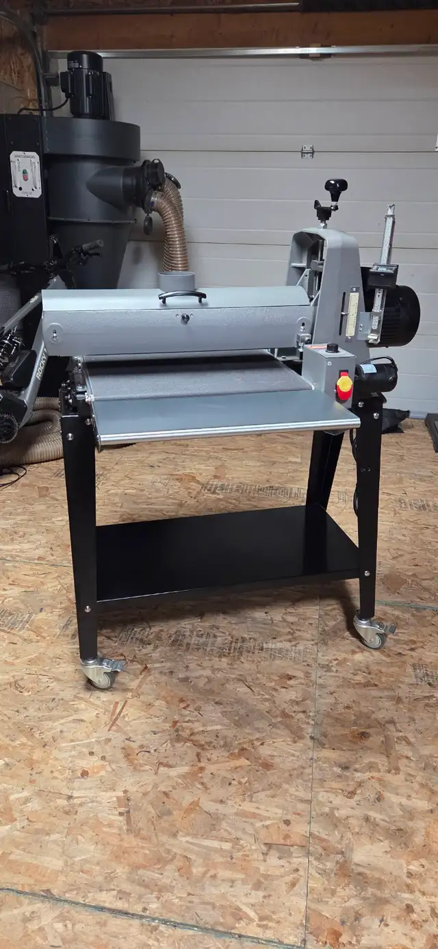 SuperMax 25-50 Drum Sander - Mint - Wixey DRO in Power Tools in Calgary - Image 3