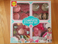 NEW: ALEX Toys - Pretend & Play 38pcs Complete Kitchen Set..