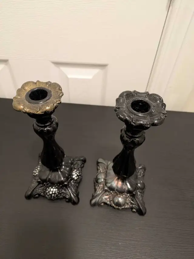 Silver plated tall candlesticks, taper candle holder in Home Décor & Accents in Ottawa - Image 3