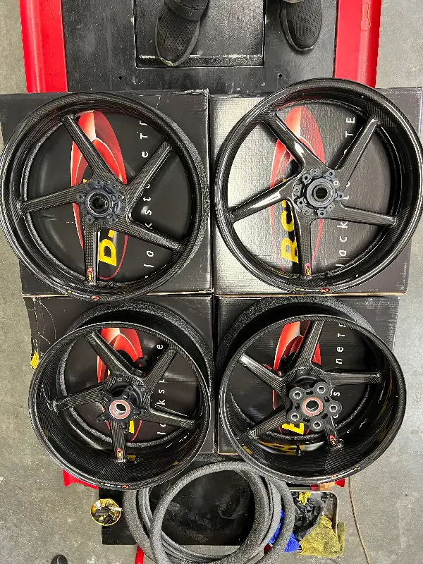 Ducati 748,996,916,998,Monster Wheels Rim Brembo OEM marchesini in Other in Barrie - Image 12