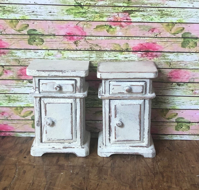 Dollhouse miniature 1:12 scale pair of nightstands  in Arts & Collectibles in Mississauga / Peel Region