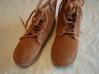 UGGS WINTER BOOTS SIZE 5 or 6 SORAL SIZE 6.5 GEOX SIZE 2, View more