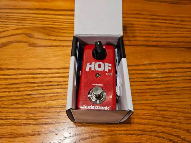TC Electronic Hall of Fame Mini Reverb Pedal in Amps & Pedals in Kitchener / Waterloo - Image 3