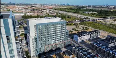 close York University Vaughan, whole newer apartment(1 BR+1 Den