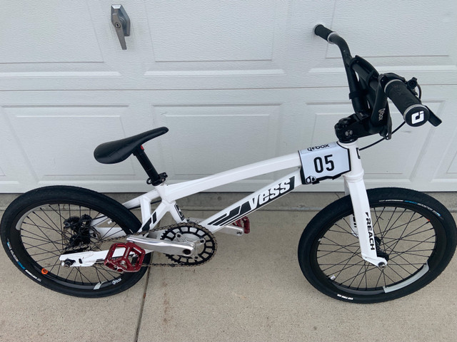 ***YESS MX-Y Race BMX Pro size*** in BMX in Calgary - Image 2