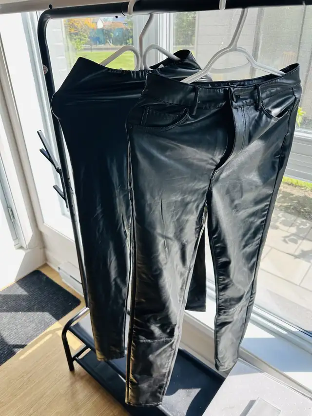 Women’s clothing in sizes S and M … everything $5 and $10 in Women's - Dresses & Skirts in Longueuil / South Shore - Image 5