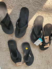 Men's sandals size 13