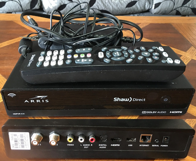 Shaw Direct DSR830 PVRHDTV receiver with IRC600 Remote / Charger in Video & TV Accessories in Ottawa