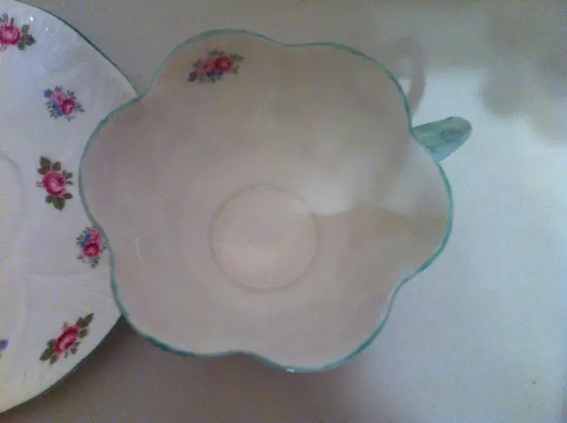 SHELLEY CUP AND SAUCER 1344N in Arts & Collectibles in Barrie - Image 6