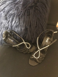 ALDO BLACK Pump Ankle Strap Stilettos Heel Almond Toe Dress Shoe