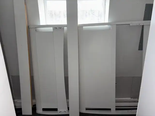 Base de lit Queen in Beds & Mattresses in Laval / North Shore - Image 4