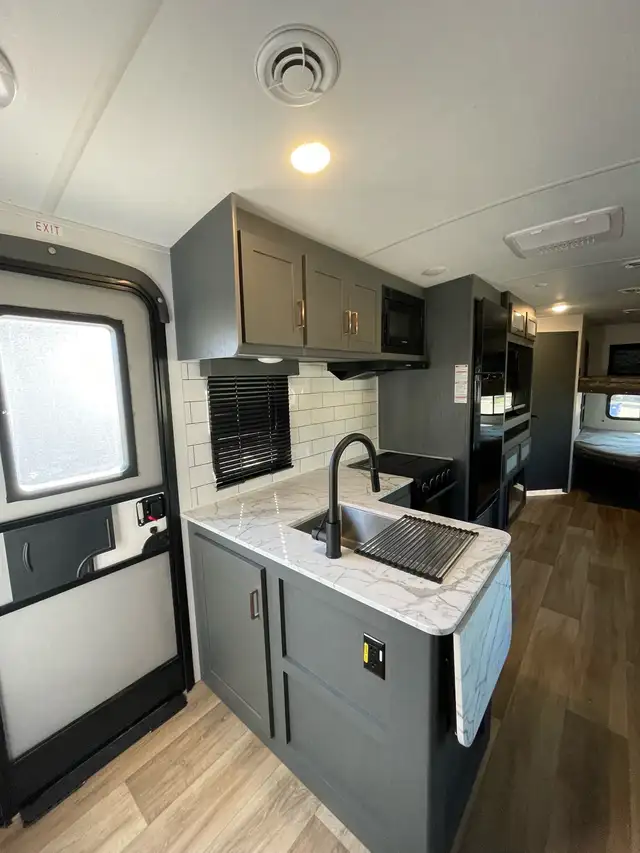 2024 Keystone Bullet 290BHS in Travel Trailers & Campers in Regina - Image 7