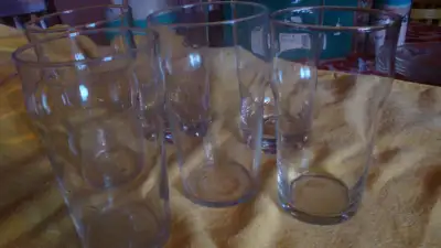 SIX 20 OUNCE GLASS TUMBLERS P/U QUEENSLAND SE, View more