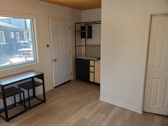 Apartment 10 - Best Location in Wasaga - $1,250.00 All Inclusive in Long Term Rentals in Barrie - Image 2