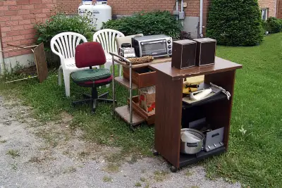 FREE STUFF 17 Mancini Dr. Woodville, June 9 until it is all gone Price for all items $0.00 Help your...
