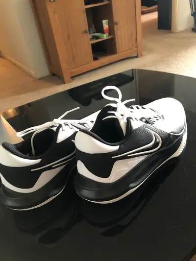 Mens Nike precision 6 basketball shoes never worn with out box, View more