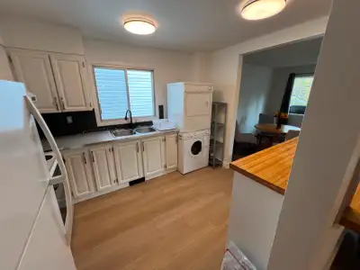Main Floor Mt. Pleasant 2BR