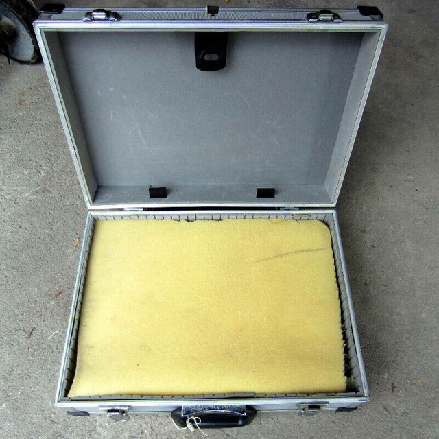 Aluminum  Utility Case Lockable dans Rangement pour outils et établis  à Ville de Toronto - Image 3