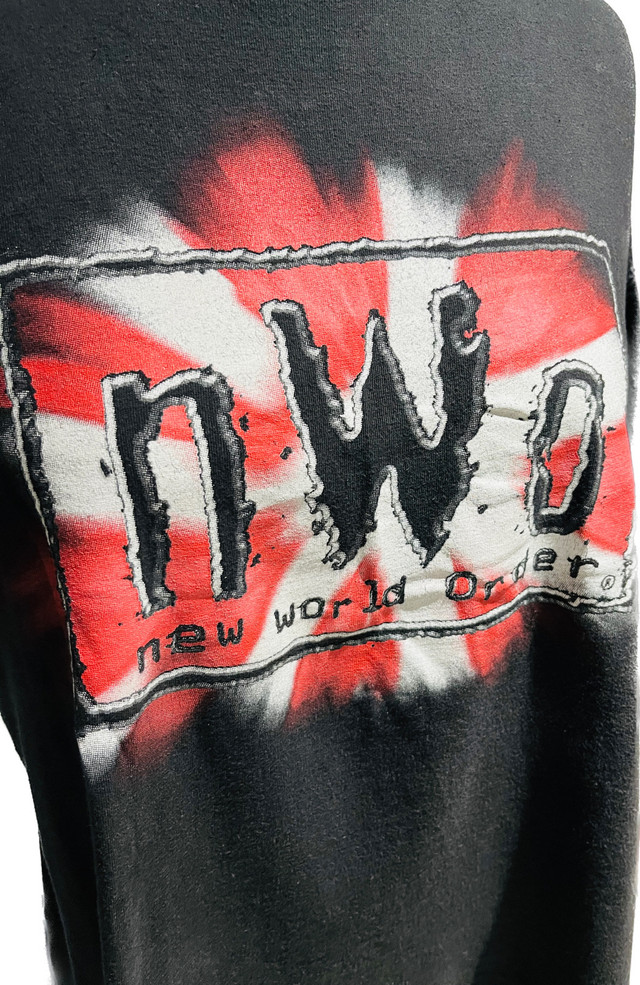 Vintage WWE NWO T Shirt Men’s XL  in Arts & Collectibles in Markham / York Region - Image 3