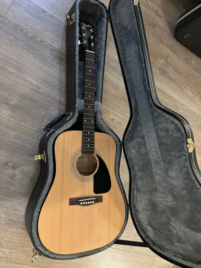 Fender Acoustic Guitar (FA-100) - Case not included!
