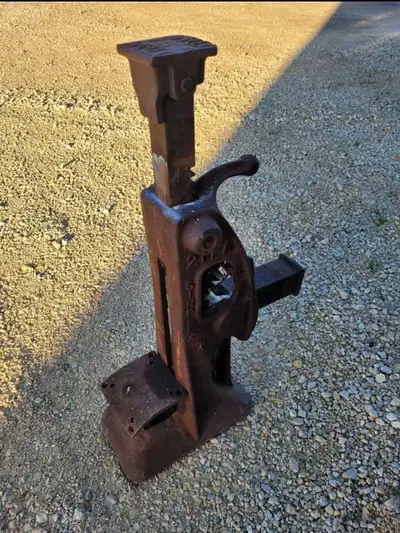 Simplex Railway Jack 15 ton, View more